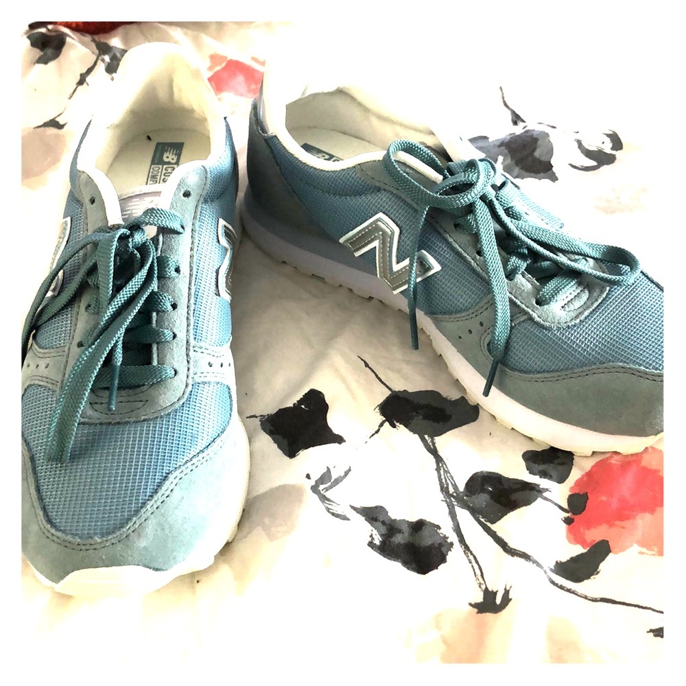 New Balance Sneakers
